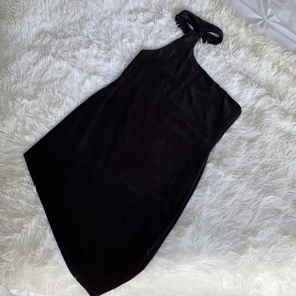 VELVET ASYMMETRICAL RIBBED MINI DRESS WITH HALTER